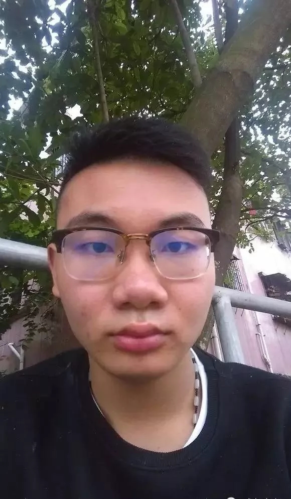 戒色之后阳光帅气,再次看黄破戒之后猥琐不堪(照片对比,手淫毁脸无疑)