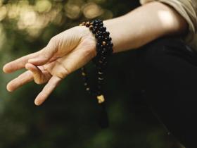 莫近婬女舍,莫进婬女舍!!!--消你福报,毁你功德!