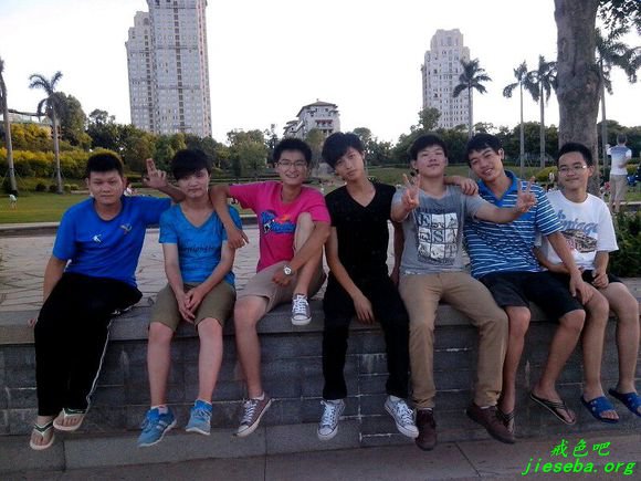 戒色后的变化，蓝衣服的是我