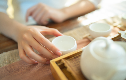 心术不正，乱搞婚外情终究是苦果